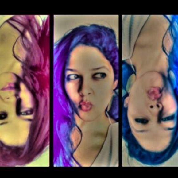 Meet your Posher, Dalia. Lived all over the world. - Picture 2 of 5